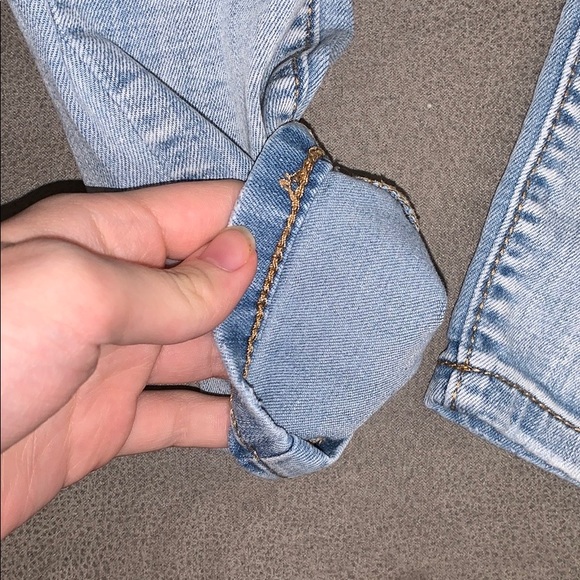 Distressed and ripped Aeropostale jeans - Picture 13 of 16